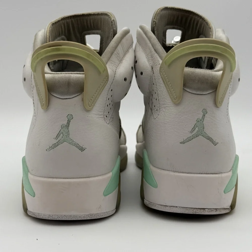 Jordan Air Jordan 6 Retro Mint Foam DQ4914-103 Size 10.5W/9M Rare large‎ size!